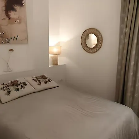 Beautiful Apartment Next To The Cathedral Málaga